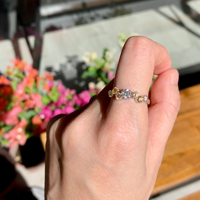 Yellow diamond from mother and upcycling to daughter's ring