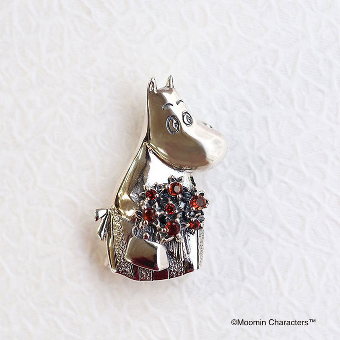 SV Moomin [Moominmamma with Red Bouquet] Pendant Brooch