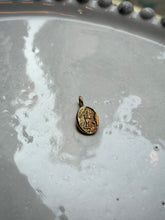 Load image into Gallery viewer, Hong Kong 80s retro Pendant 925 Silver 香港精神