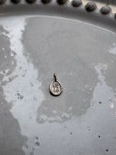 Load image into Gallery viewer, Hong Kong 80s retro Pendant 925 Silver 香港精神