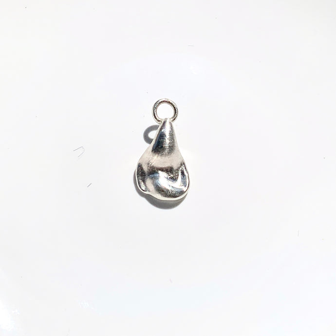 Silver droplet pendant 08