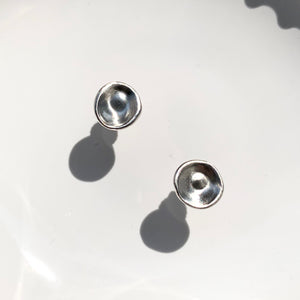 Silver droplet earrings 09